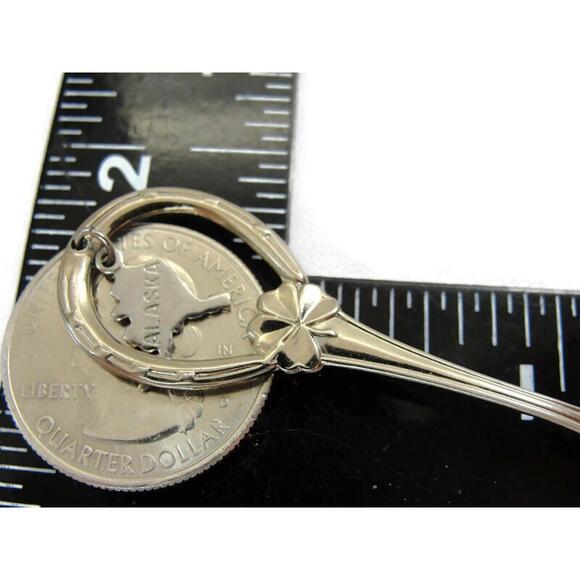 Vintage Alaska Spoon Sterling 925 Souvenir Collector Charm Top Clover Hearts Bow - Picture 7 of 11